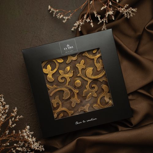 Prabangus šokoladas dekoruotas valgomu auksu